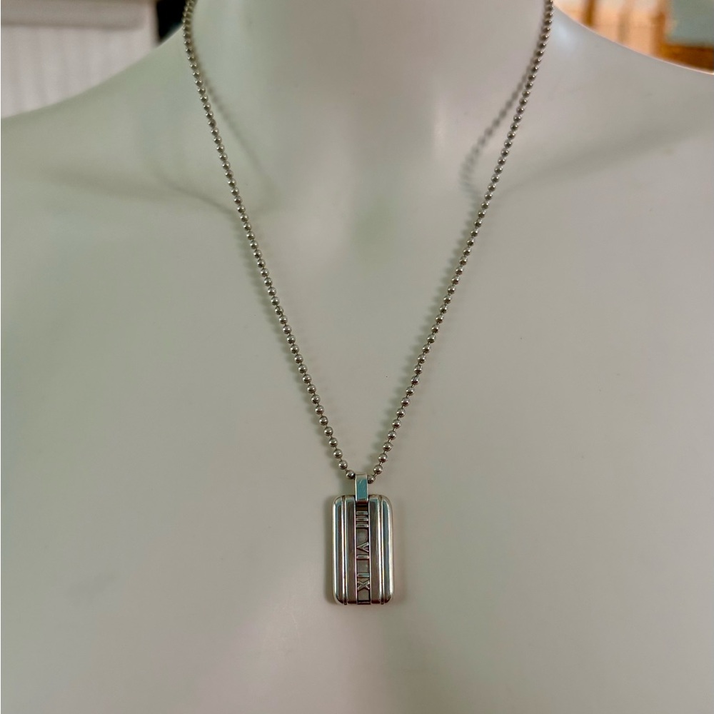 Tiffany & Co. Vintage Atlas Dog Tag Pendant in .925 Sterling Silver Necklace - Picture 7 of 12